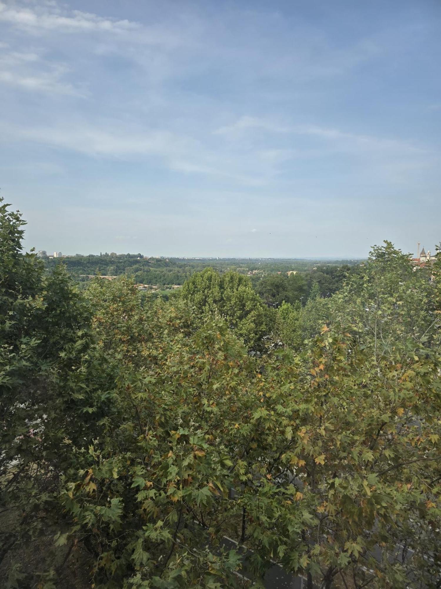 Modern Flat With A Stunning View In Cuneo Center Екстер'єр фото